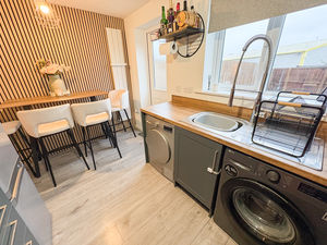 Photo 9- click for photo gallery